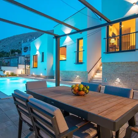 Perla Nera Wellness Escape Pag Town