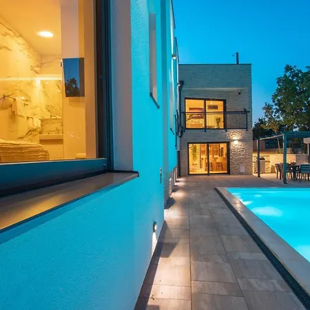 Perla Nera Wellness Escape Pag Town