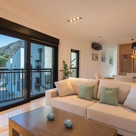 Villa Perla Nera Wellness Escape Pag Town