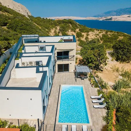 Perla Nera Wellness Escape Villa